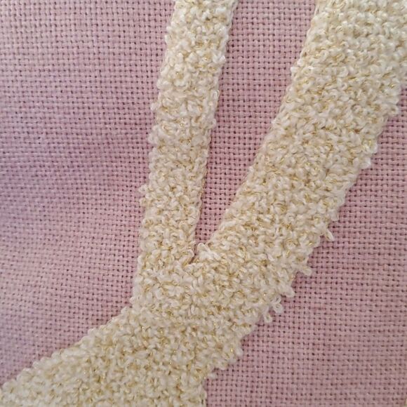 🌸Pink Pillow with LOVE in white and gold - Picture 2 of 4